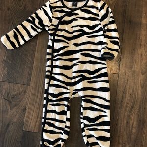 Gap baby zebra jumpsuit